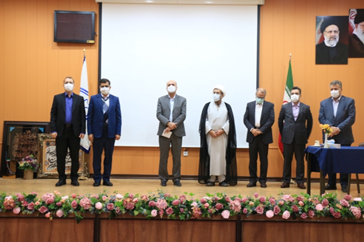 ایین تکریم و معارفه توسعه مدیریت و منابع و فرهنگی دانشجویی  دانشگاه علوم گزشکی رفسنجان 